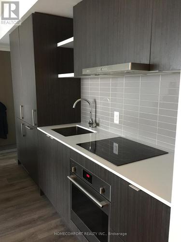 4101 - 100 Harbour Street, Toronto, ON - Indoor Photo Showing Kitchen With Upgraded Kitchen