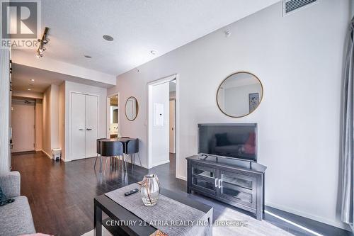 1002 - 159 Dundas Street E, Toronto, ON - Indoor Photo Showing Living Room