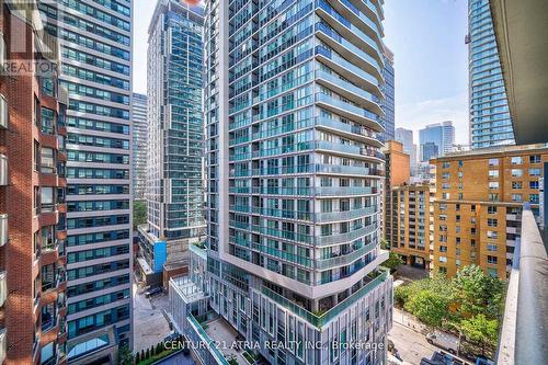 1002 - 159 Dundas Street E, Toronto, ON - Outdoor With Facade