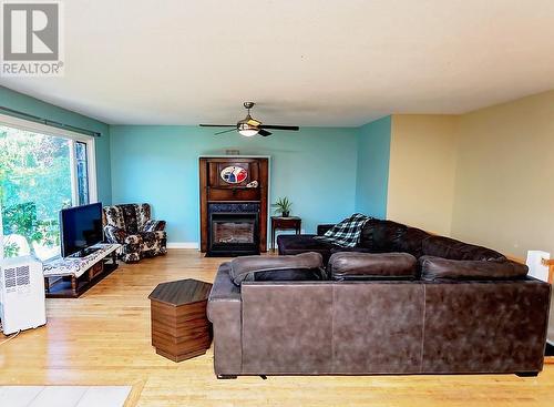 1116 Tweedsmuir Avenue, Kitimat, BC - Indoor Photo Showing Living Room With Fireplace