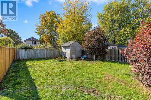 222 Alexandra Street, Port Colborne (878 - Sugarloaf), ON - Outdoor With Backyard