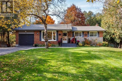 20 James Street, Georgina, ON - Outdoor With Facade