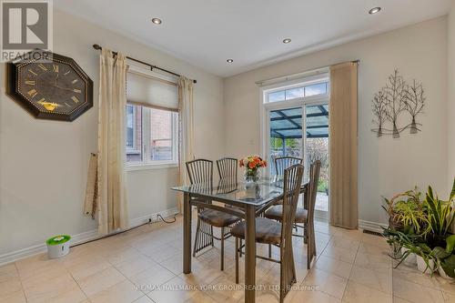 240 Borealis Avenue, Aurora, ON - Indoor Photo Showing Dining Room