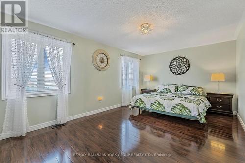 240 Borealis Avenue, Aurora, ON - Indoor Photo Showing Bedroom