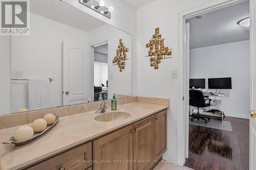 240 Borealis Avenue, Aurora, ON - Indoor Photo Showing Bathroom