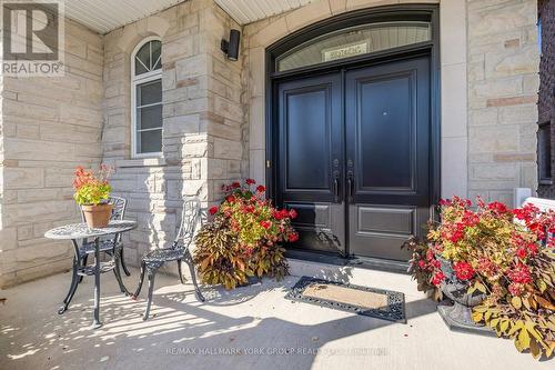 240 Borealis Avenue, Aurora, ON - Outdoor