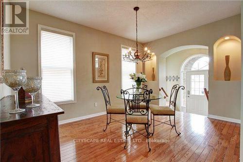 3847 Swiftdale Drive, Mississauga, ON - Indoor Photo Showing Dining Room