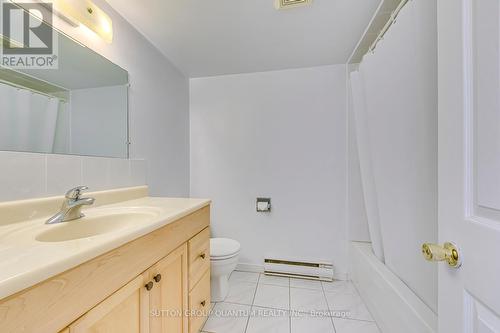 105 - 180 Mississauga Valley Boulevard, Mississauga, ON - Indoor Photo Showing Bathroom