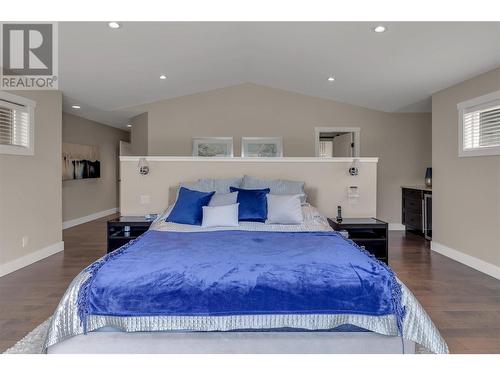 4511 Crawford Road, Lake Country, BC - Indoor Photo Showing Bedroom