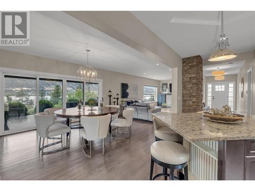 4511 Crawford Road, Lake Country, BC - Indoor Photo Showing Dining Room