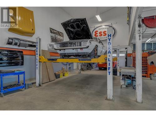 4511 Crawford Road, Lake Country, BC - Indoor Photo Showing Garage