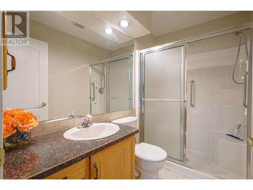 1220 25 Avenue Unit# 55, Vernon, BC - Indoor Photo Showing Bathroom