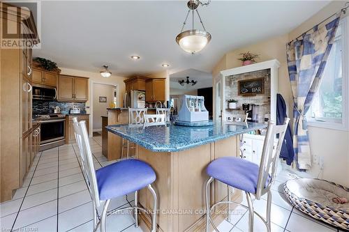 1839 Parkhurst Avenue, London, ON - Indoor Photo Showing Kitchen