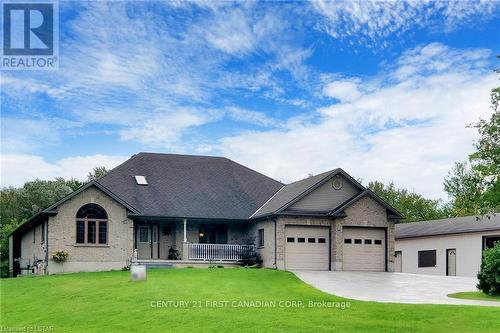 1839 Parkhurst Avenue, London, ON - Outdoor With Deck Patio Veranda With Facade