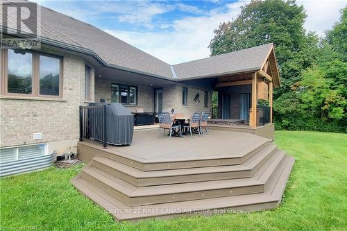 1839 Parkhurst Avenue, London, ON - Outdoor With Deck Patio Veranda