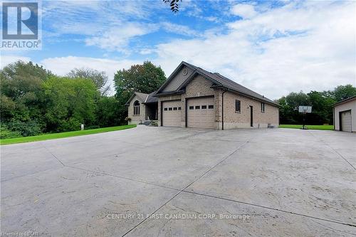 1839 Parkhurst Avenue, London, ON - Outdoor