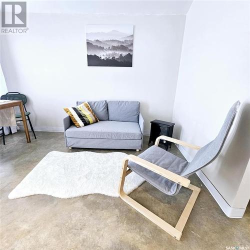 1 Beck Street, Dubuc, SK - Indoor Photo Showing Living Room