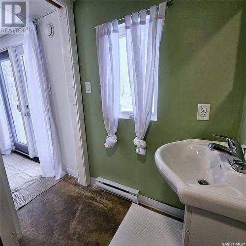 1 Beck Street, Dubuc, SK - Indoor Photo Showing Bathroom