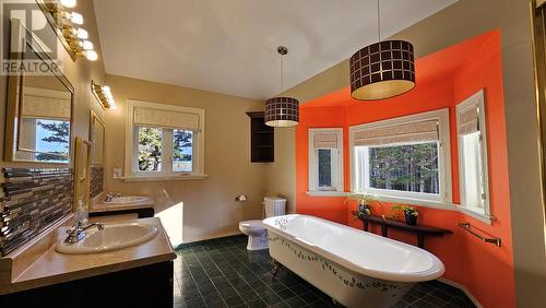 192 Buckingham Drive, Paradise, NL - Indoor Photo Showing Bathroom