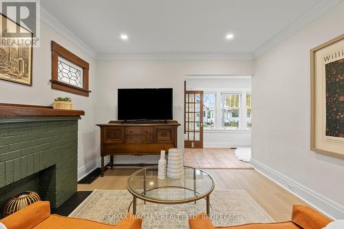 13 Linden Street, St. Catharines (451 - Downtown), ON - Indoor Photo Showing Living Room With Fireplace