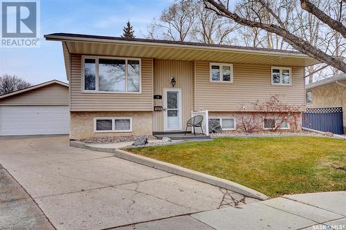 18 Bligh Bay, Regina, SK - Outdoor