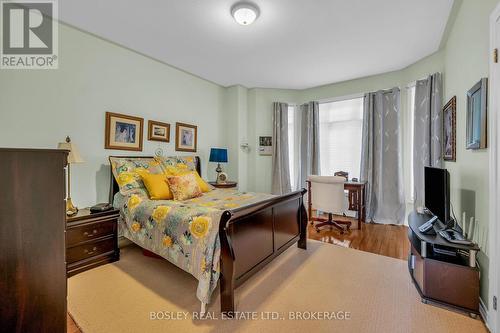 6309 Pinestone Road, Niagara Falls (206 - Stamford), ON - Indoor Photo Showing Bedroom