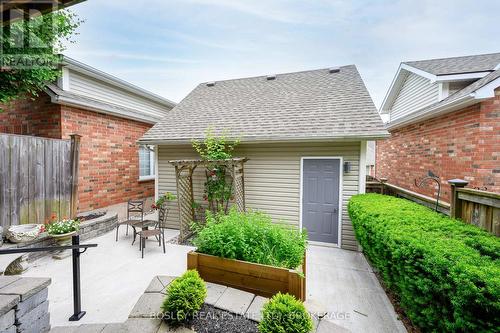 6309 Pinestone Road, Niagara Falls (206 - Stamford), ON - Outdoor With Exterior