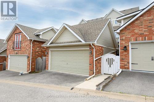 6309 Pinestone Road, Niagara Falls (206 - Stamford), ON - Outdoor