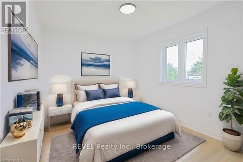 8414 Atack Court N, Niagara Falls (213 - Ascot), ON - Indoor Photo Showing Bedroom