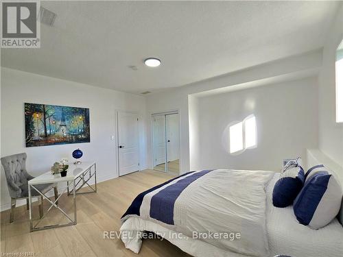 8414 Atack Court N, Niagara Falls (213 - Ascot), ON - Indoor Photo Showing Bedroom