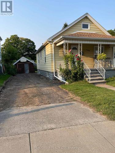 5777 Spring Street, Niagara Falls (215 - Hospital), ON - Outdoor With Deck Patio Veranda