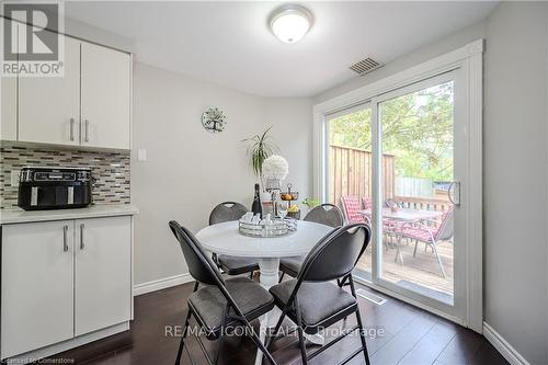 395 Downsview Place, Waterloo, ON - Indoor Photo Showing Dining Room