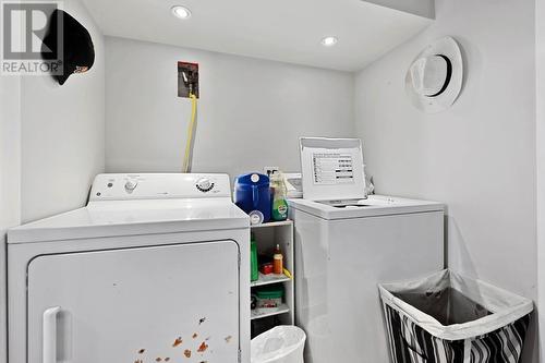 2090/2092 Westsyde Road, Kamloops, BC - Indoor Photo Showing Laundry Room