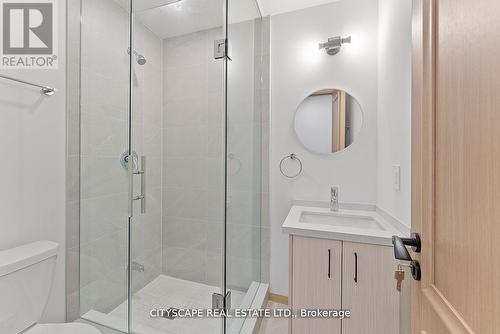 C2-307 - 3423 Sheppard Avenue E, Toronto, ON - Indoor Photo Showing Bathroom