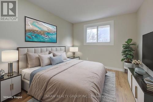 572 Elgin Street N, Cambridge, ON - Indoor Photo Showing Bedroom