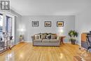 45 Sunnycrest Drive, Ottawa, ON  - Indoor Photo Showing Living Room 