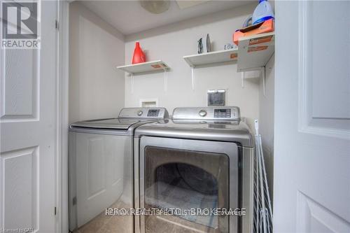 8J - 1460 Highland Road W, Kitchener, ON - Indoor Photo Showing Laundry Room