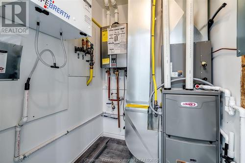 98 Erie Street North, Ridgetown, ON - Indoor Photo Showing Basement