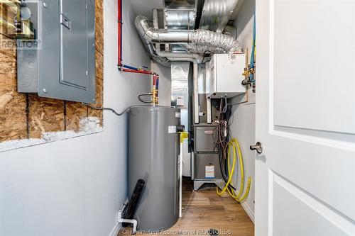 98 Erie Street North, Ridgetown, ON - Indoor Photo Showing Basement