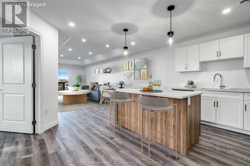 98 Erie Street North, Ridgetown, ON - Indoor Photo Showing Kitchen With Upgraded Kitchen