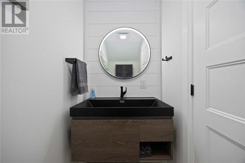 111 St Clair Street, Point Edward, ON - Indoor Photo Showing Laundry Room