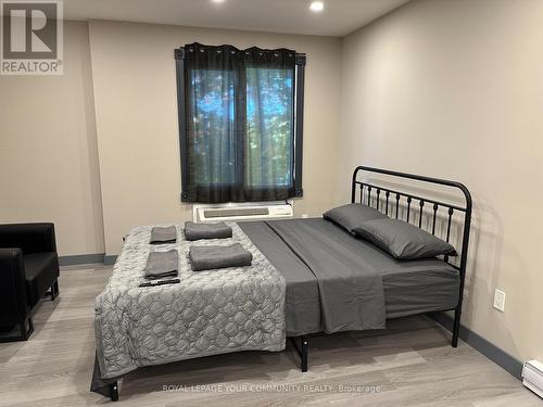 106 - 152 High Street, Georgina, ON - Indoor Photo Showing Bedroom