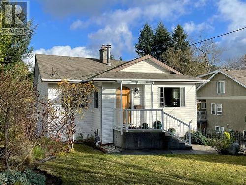 5406 Manson Ave, Powell River, BC - Outdoor