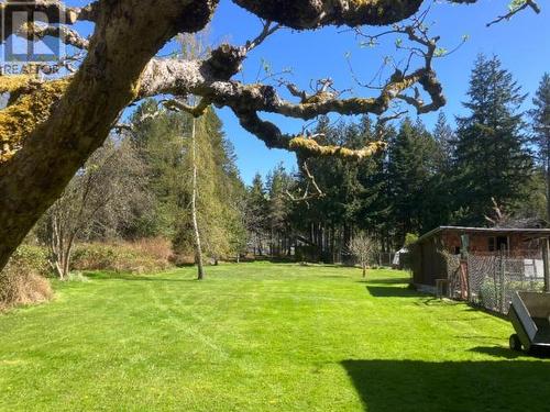 5406 Manson Ave, Powell River, BC - Outdoor