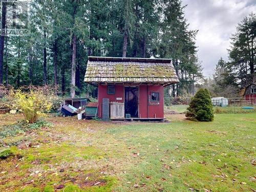 5406 Manson Ave, Powell River, BC - Outdoor