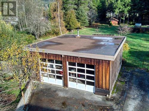 5406 Manson Ave, Powell River, BC - Outdoor