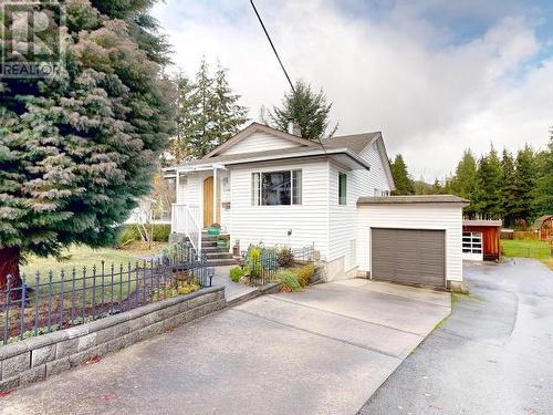 5406 Manson Ave, Powell River, BC - Outdoor