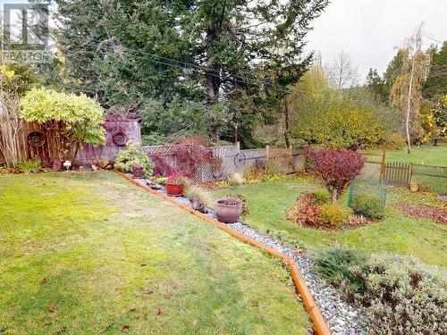 5406 Manson Ave, Powell River, BC - Outdoor