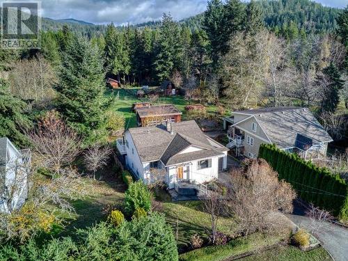 5406 Manson Ave, Powell River, BC - Outdoor