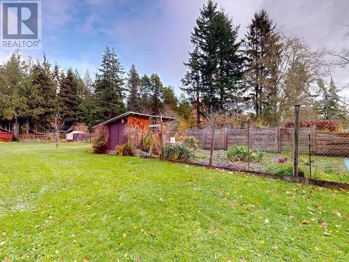 5406 Manson Ave, Powell River, BC - Outdoor